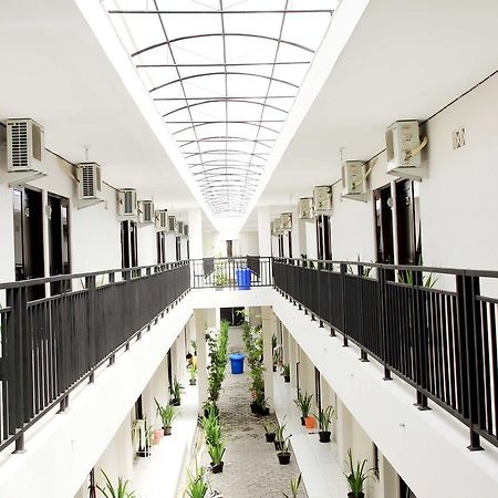 D'Paragon Pringwulung Maguwo Exterior photo